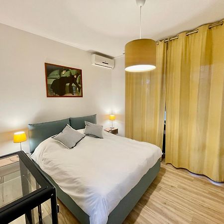 La Casa Delle Camelie Apartment Rome Bagian luar foto