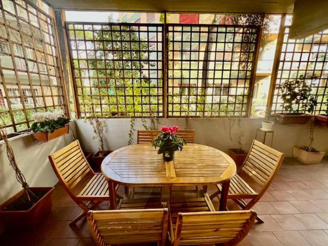 La Casa Delle Camelie Apartment Rome Bagian luar foto